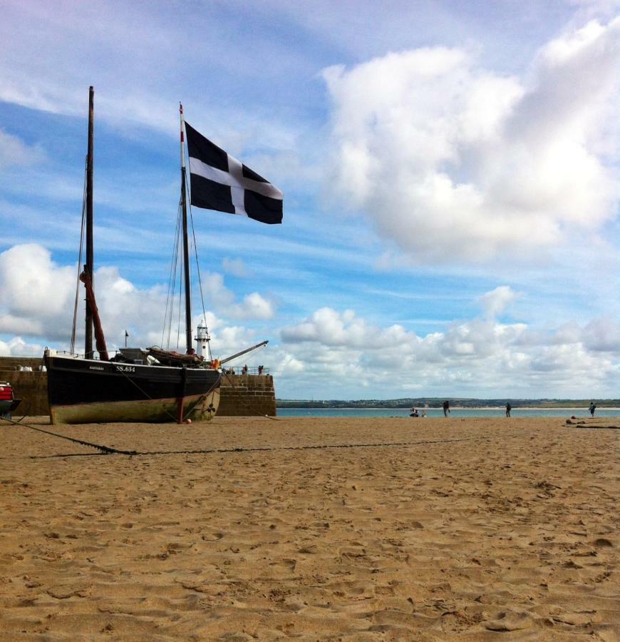 Oystercatcher St Ives 外观 照片